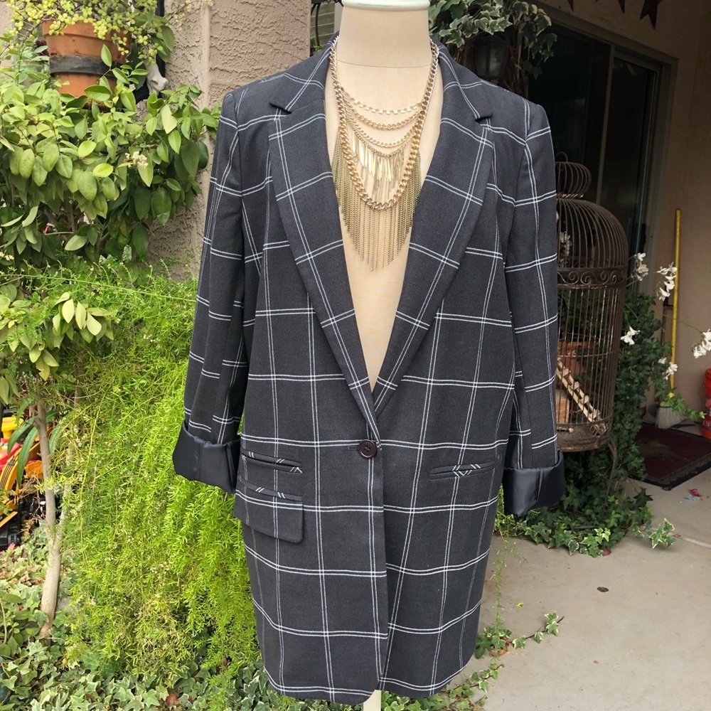 trouve gray blazer